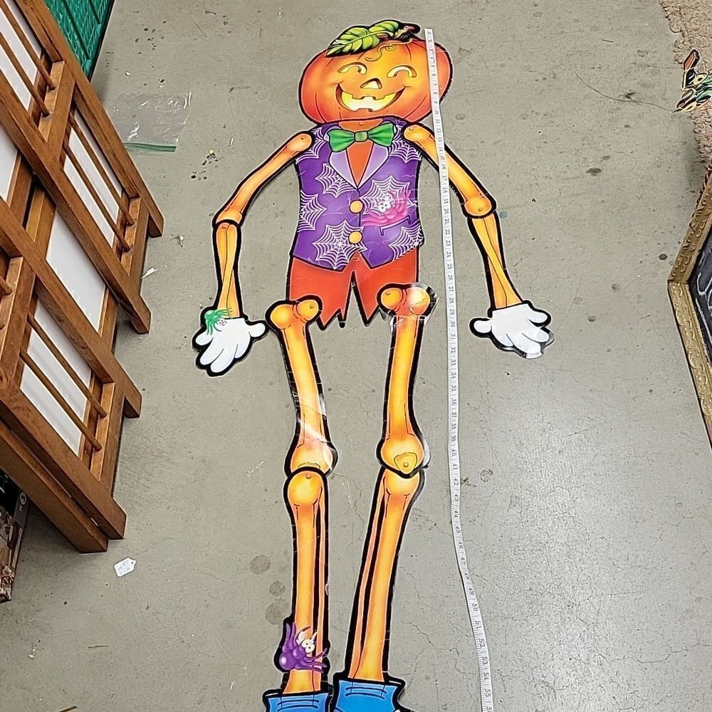 Vintage posable die cut Halloween witch, pumpkin man, plus banner - Picture 2 of 11